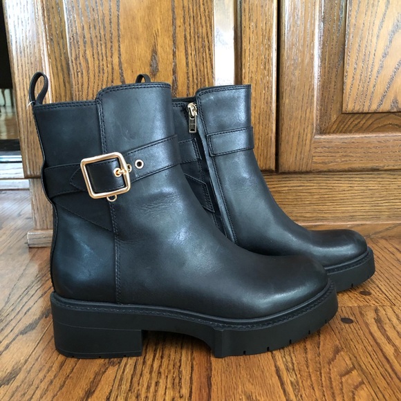 Coach Leather Lacey Boot - Size 8 - Picture 4 of 9